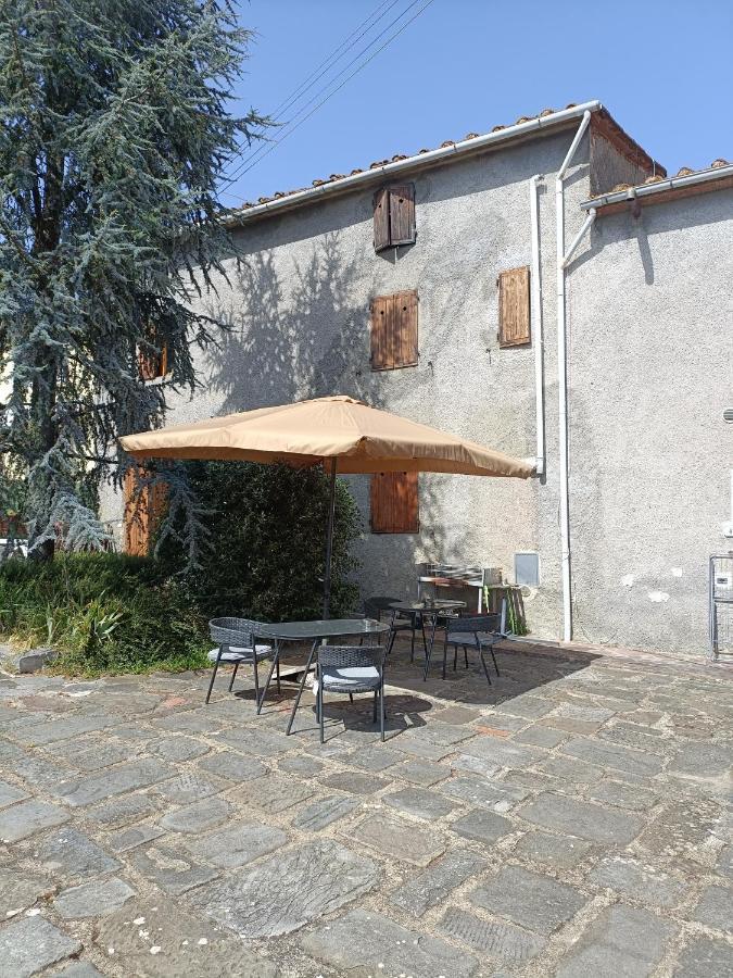Il Borgo Dei Pini Appartement Vinci Buitenkant foto